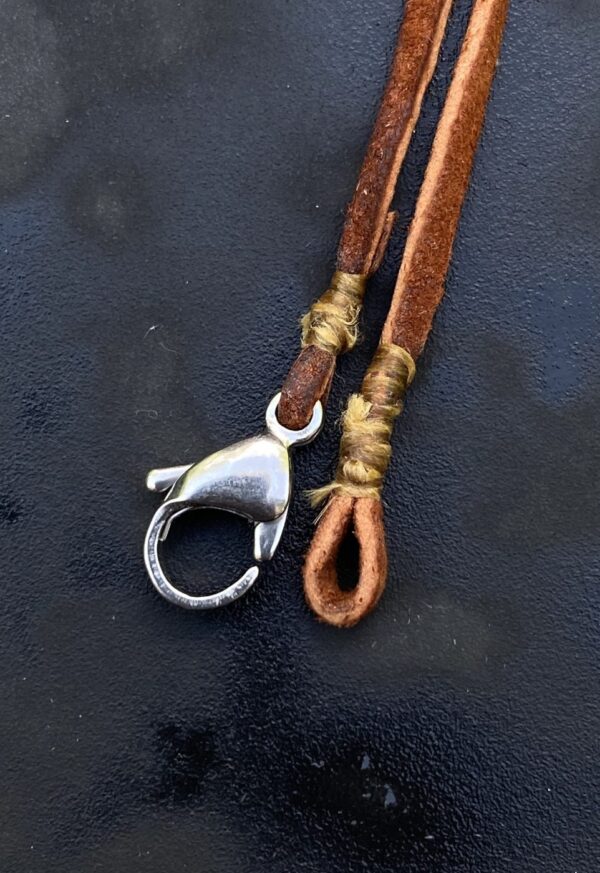 Glass Arrowhead Necklace (NEW!) - Image 3